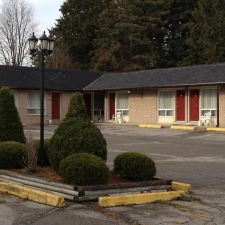 Lotus Motel Кобург Екстер'єр фото