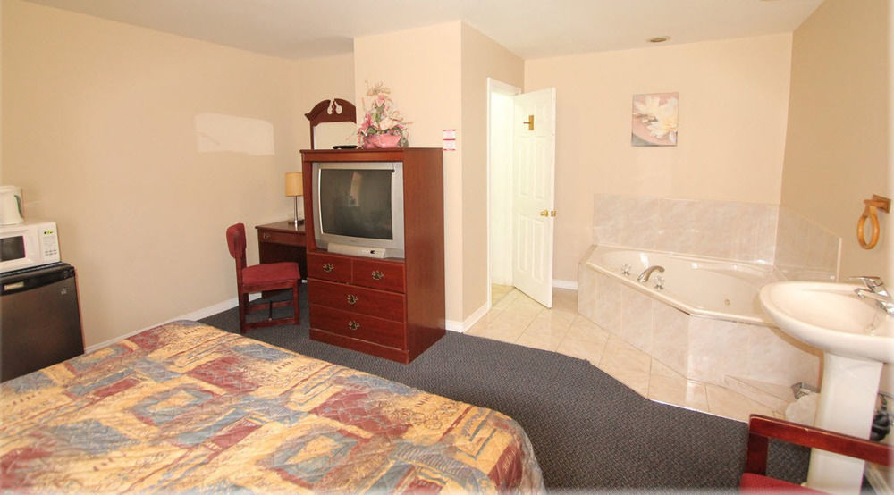 Lotus Motel Кобург Екстер'єр фото